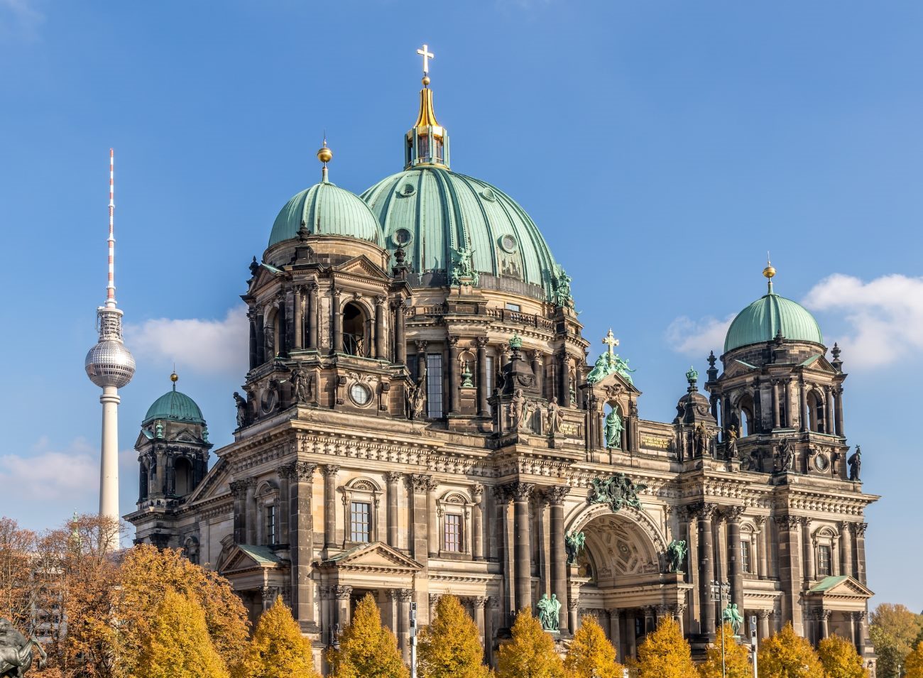 Berlin Nightlife Dress Code: A Beginner's Guide | PubCrawlBerlin.de