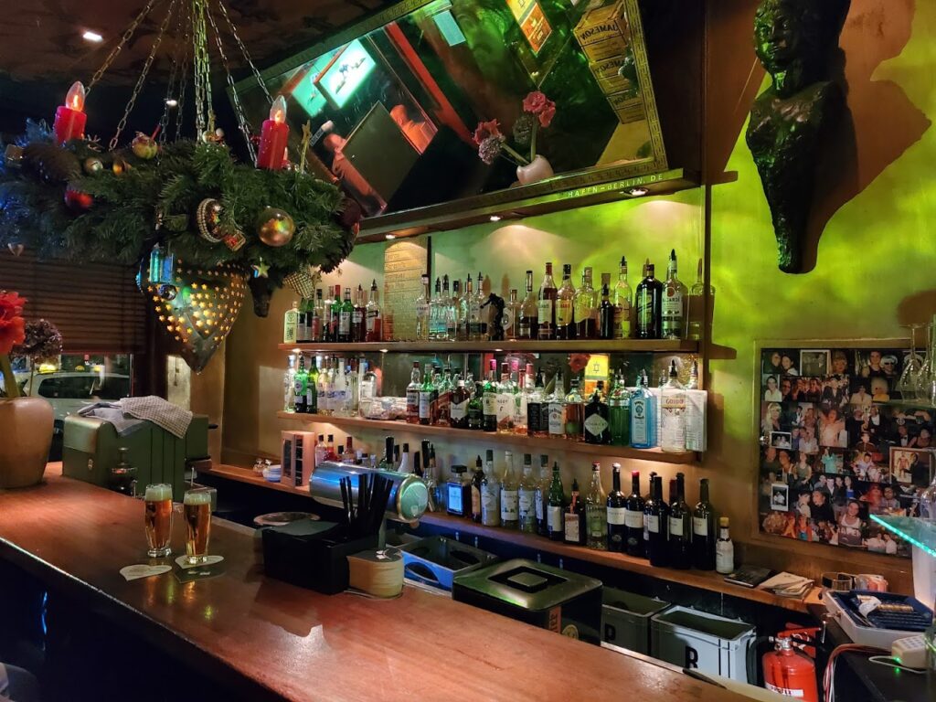 HAFEN-Berlin-gay-bar