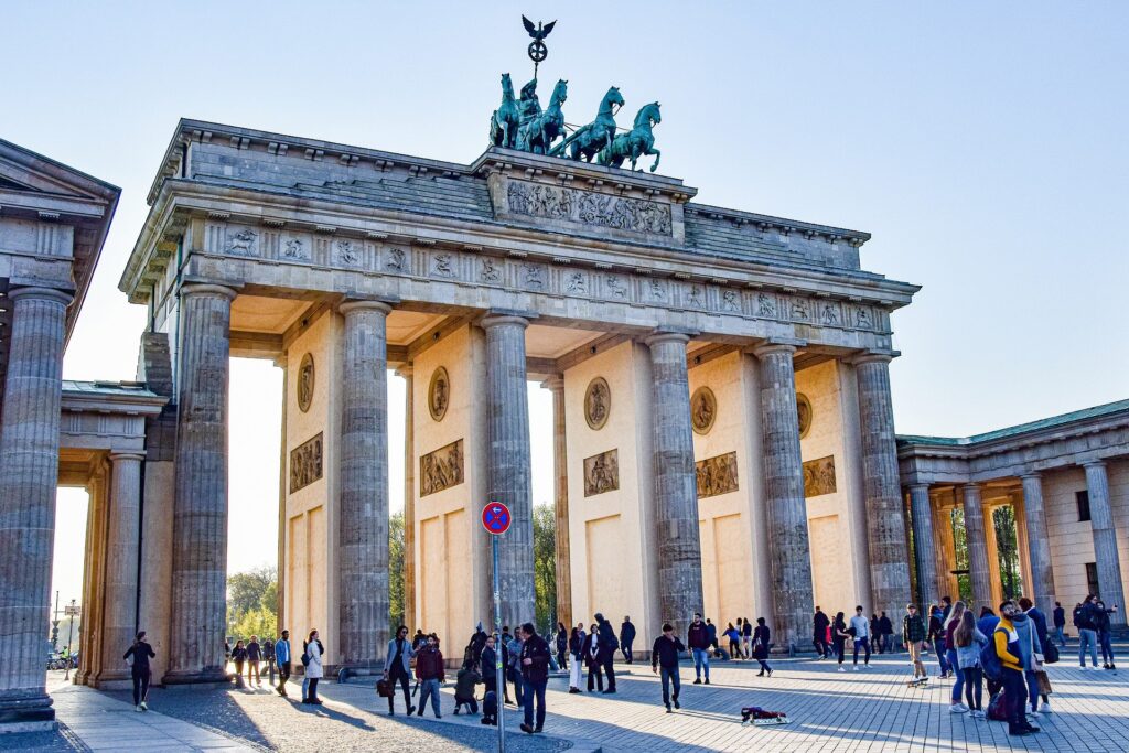 brand-front-of-the-brandenburg-gate-